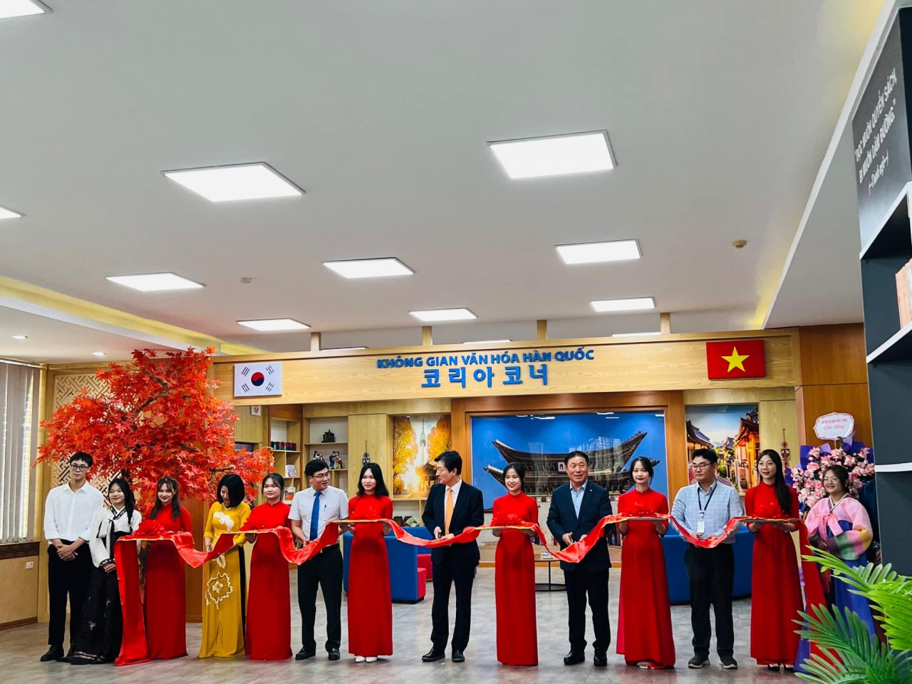 Khai trương Góc không gian văn hóa Hàn Quốc tại Phú Thọ