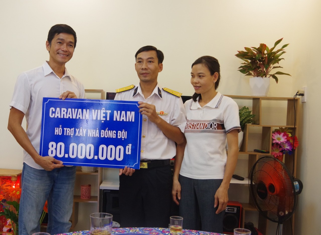 Vùng 2 Hải quân bàn giao nhà đồng đội cho quân nhân có hoàn cảnh khó khăn Vùng 2 Hải quân bàn giao nhà đồng đội cho quân nhân có hoàn cảnh khó khăn