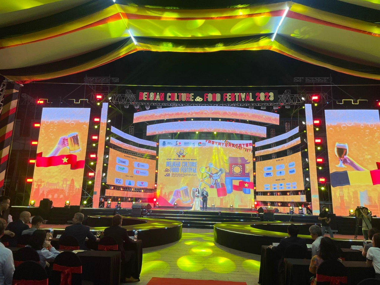 B.Fest năm 2023: Giới thiệu gần 30 loại bia và văn hóa Bỉ ở Hải Phòng B.Fest năm 2023: Giới thiệu gần 30 loại bia và văn hóa Bỉ ở Hải Phòng