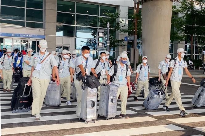 Bộ LĐ-TB&XH khuyến cáo người lao động cẩn trọng chiêu trò lừa xuất khẩu lao động trên mạng
