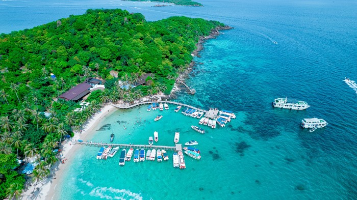 Five Destinations In Vietnam To Enjoy Autumn Vibes Booking.com: Five Destinations In Vietnam To Enjoy Autumn Vibes