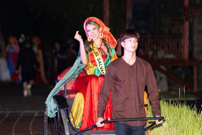 Miss Grand International 2023 Contestants Excited abt Vietnamese Traditional Costumes Miss Grand International 2023 Contestants Show Off Vietnamese Traditional Costumes