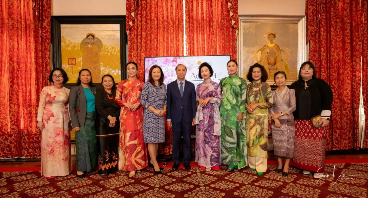 Tôn vinh áo dài Việt Nam tại Washington DC, Mỹ Tôn vinh áo dài Việt Nam tại Washington DC, Mỹ