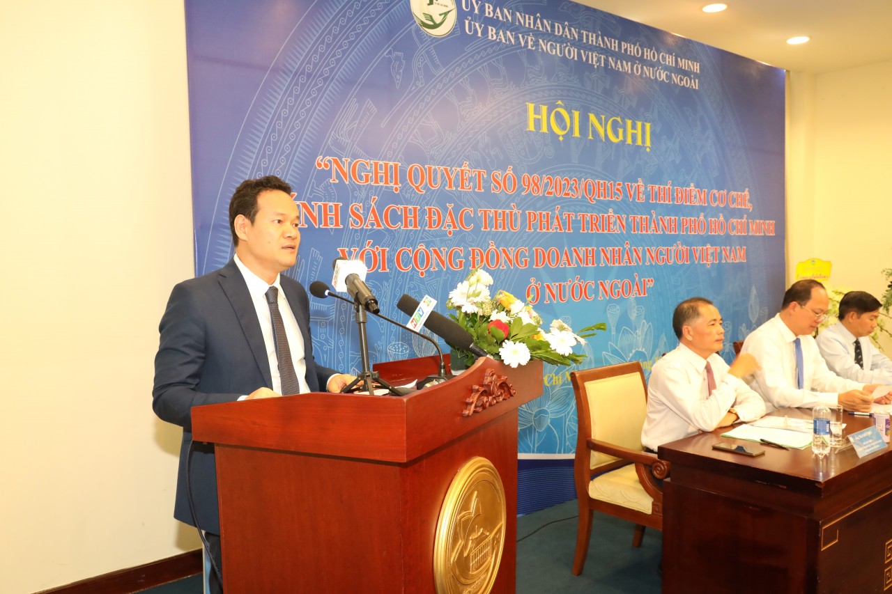 Kiều bào góp ý khơi thông nguồn lực, phát triển vai trò đầu tàu kinh tế của TP.HCM