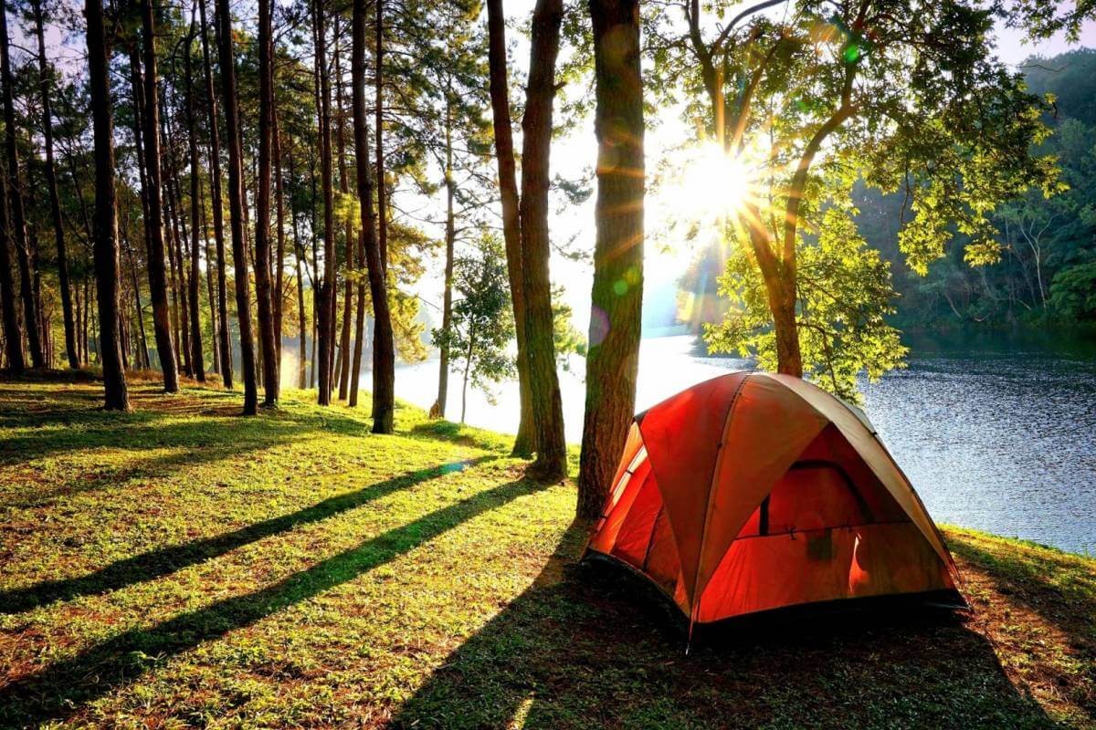 Explore Yen Trung Lake – The “Petite Dalat” In Quang Ninh Explore Yen Trung Lake – The “Petite Dalat” In Quang Ninh
