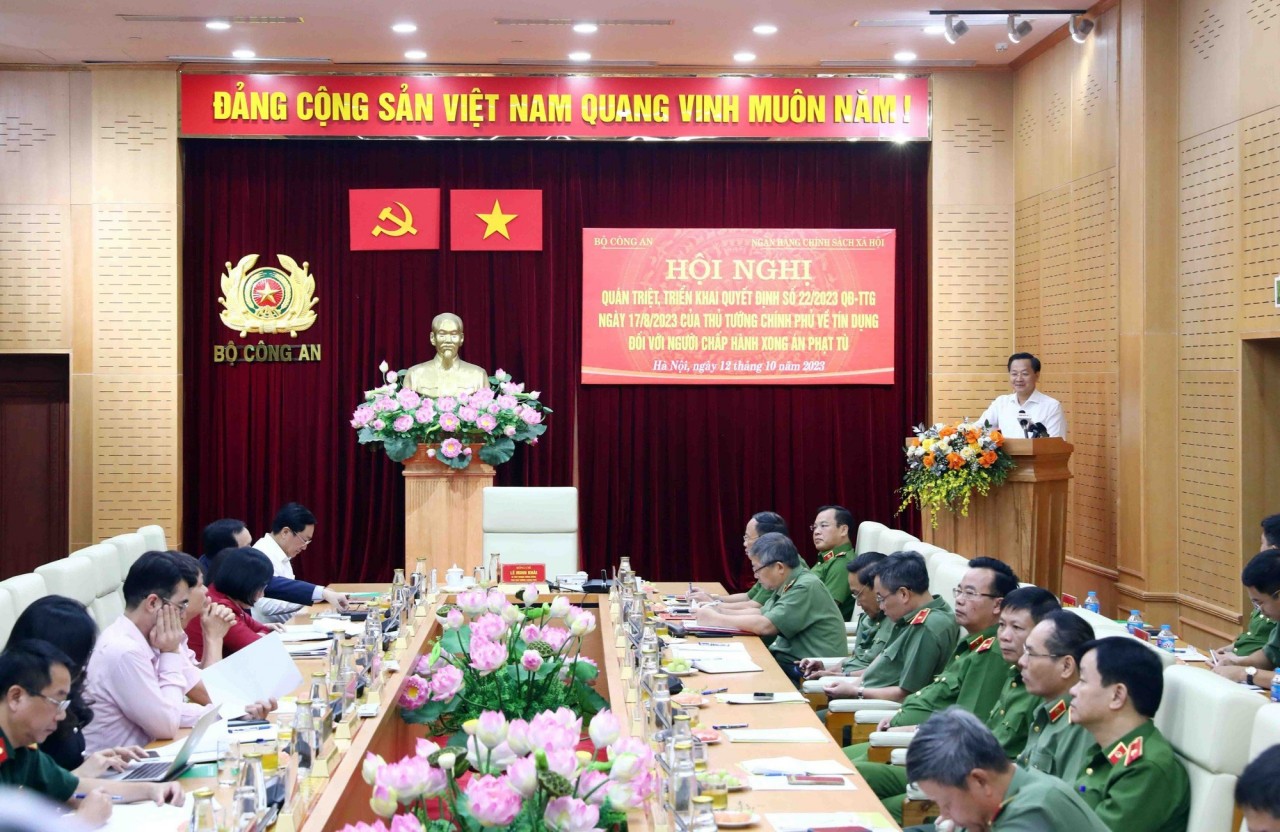 Chung sức, chung lòng đưa chính sách rất mới, rất nhân văn của Chính phủ đi vào cuộc sống Chung sức, chung lòng đưa chính sách rất mới, rất nhân văn của Chính phủ đi vào cuộc sống