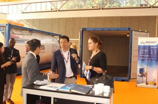 World’s Leading Shipping Companies Interest in Made-by-Vietnam Containers World’s Leading Shipping Companies Take Interest in Made-by-Vietnam Containers