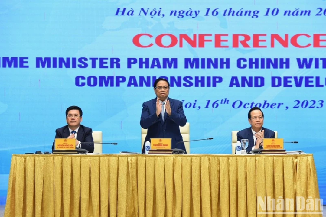 Chính phủ và doanh nghiệp đầu tư nước ngoài đồng hành và phát triển Chính phủ và doanh nghiệp đầu tư nước ngoài đồng hành và phát triển