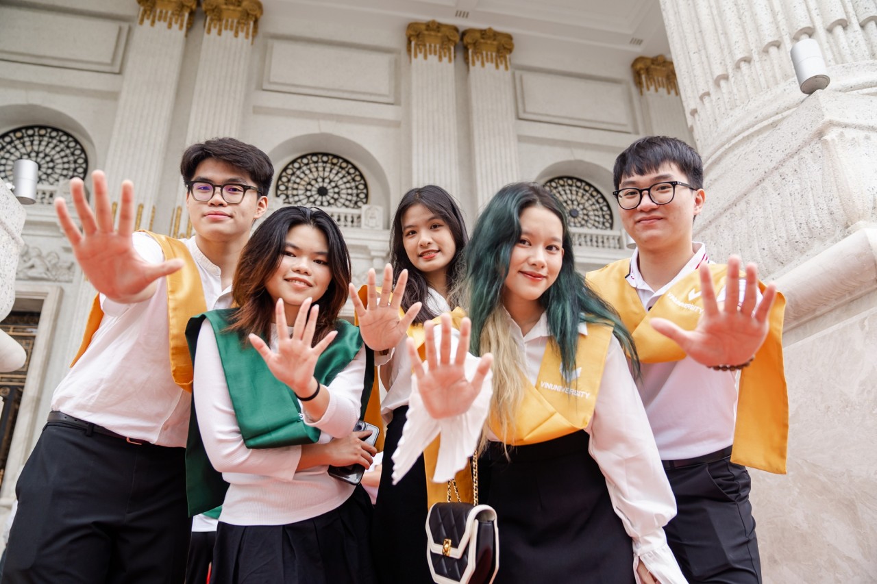 Nhiều điểm tuyển sinh mới và hấp dẫn ứng viên ngay trong kỳ tuyển sinh đầu tiên. Nhiều điểm tuyển sinh mới và hấp dẫn ứng viên ngay trong kỳ tuyển sinh đầu tiên.
