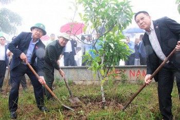 Thúc đẩy kết nối ba nền kinh tế Campuchia, Lào và Việt Nam hướng tới phát triển bền vững