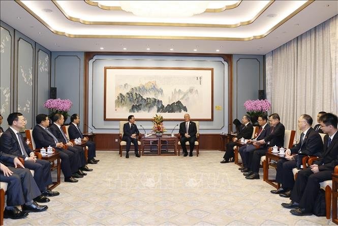 Củng cố nền tảng hữu nghị lâu dài cho quan hệ hai nước Việt Nam-Trung Quốc Củng cố nền tảng hữu nghị lâu dài cho quan hệ hai nước Việt Nam-Trung Quốc