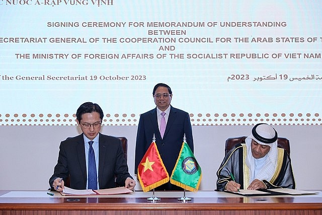 PM Attending ASEAN-GCC Summit Affirms Vietnam's Responsible Contributions PM Attending ASEAN-GCC Summit Affirms Vietnam's Responsible Contributions