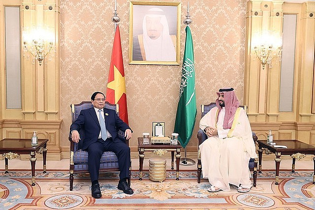 PM Attending ASEAN-GCC Summit Affirms Vietnam's Responsible Contributions PM Attending ASEAN-GCC Summit Affirms Vietnam's Responsible Contributions