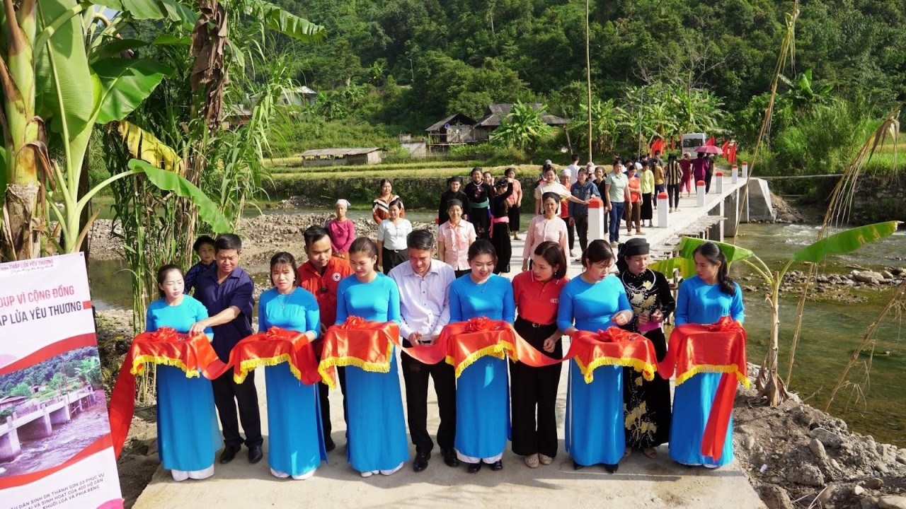 Lễ khánh thành cầu Dr Thành Sơn 03. Lễ khánh thành cầu Dr Thành Sơn 03.