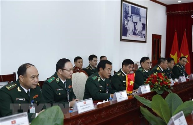 Biên phòng Việt Nam-Lào tăng phối hợp quản lý và bảo vệ biên giới | ASEAN | Vietnam+ (VietnamPlus) Biên phòng Việt Nam-Lào tăng phối hợp quản lý và bảo vệ biên giới | ASEAN | Vietnam+ (VietnamPlus)