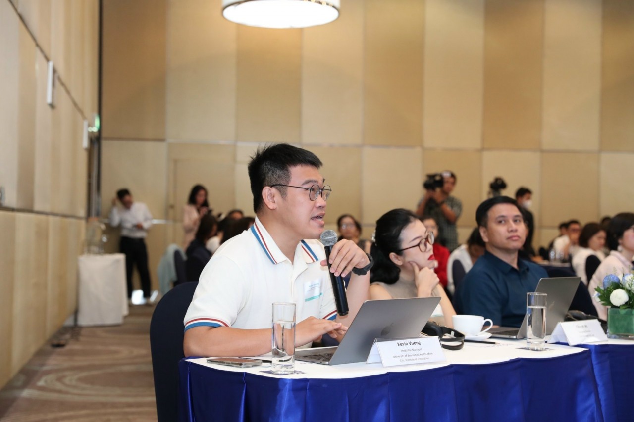 Đổi mới sáng tạo giải quyết ô nhiễm nhựa tại khu vực sông Mekong Đổi mới sáng tạo giải quyết ô nhiễm nhựa tại khu vực sông Mekong