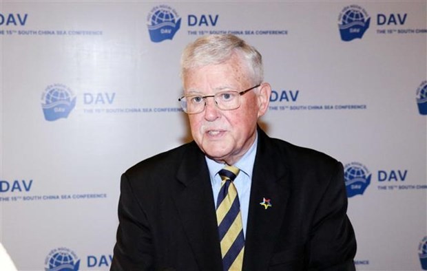 Promoting Int'l Community’s Joint Efforts Maintaining Peace Promoting Int'l Community’s Joint Efforts Maintaining Peace