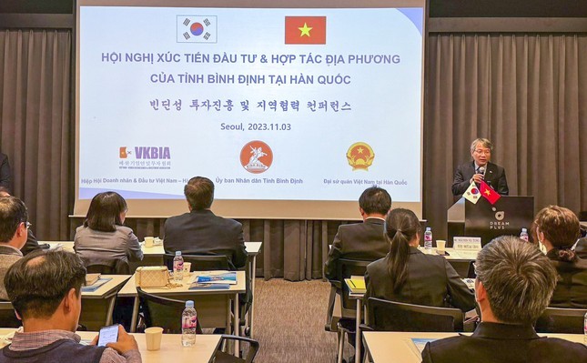 Bình Định ký ghi nhớ hợp tác với Hiệp hội Doanh nhân và đầu tư Việt Nam - Hàn Quốc Bình Định ký ghi nhớ hợp tác với Hiệp hội Doanh nhân và đầu tư Việt Nam - Hàn Quốc