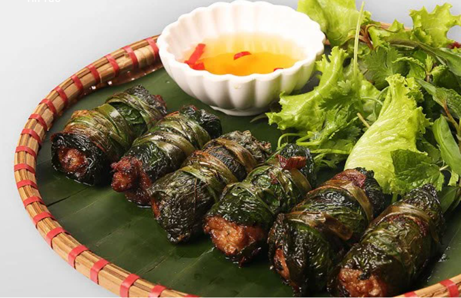 Món bò nướng lá lốt. Món bò nướng lá lốt.