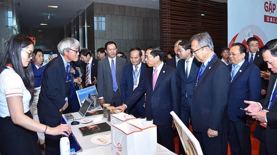 Local Cooperation - An Important Pillar in Vietnam-Japan Relations Local Cooperation - An Important Pillar in Vietnam-Japan Relations