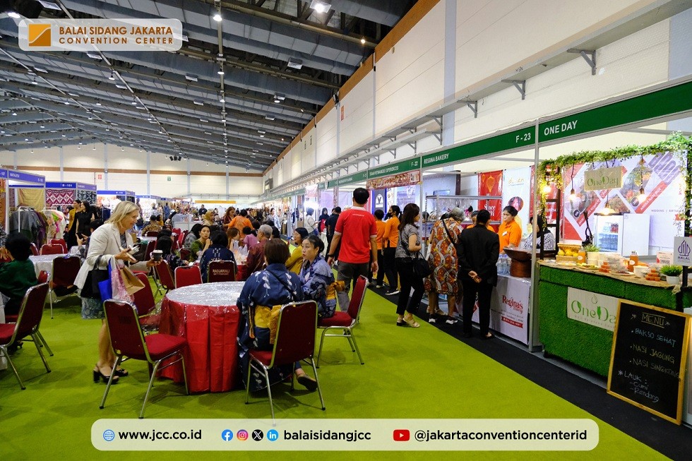 Vietnamese Cuisine Attractive at WIC Charity Fair in Indonesia Vietnamese Cuisine Attractive at WIC Charity Fair in Indonesia