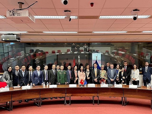 EU, Vietnam Forge Cooperation in Different Spheres EU, Vietnam Forge Cooperation in Different Spheres