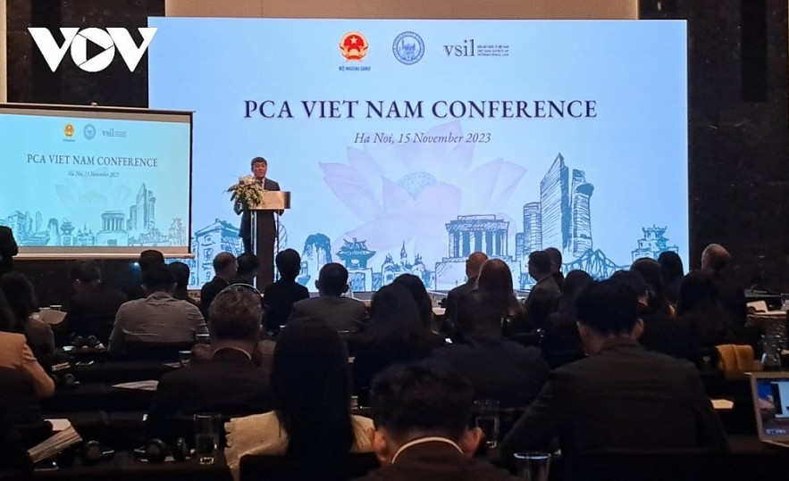 Vietnamese Deputy Foreign Minister Nguyen Minh Vu addresses the PCA Vietnam Conference Vietnamese Deputy Foreign Minister Nguyen Minh Vu addresses the PCA Vietnam Conference