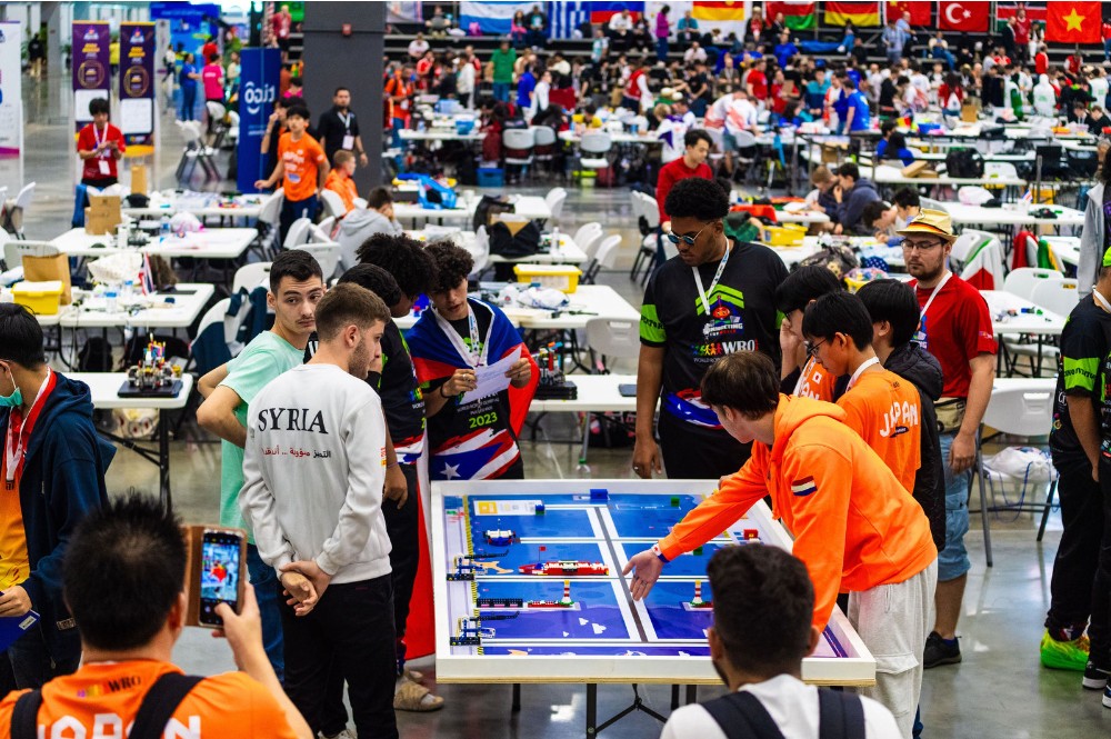 Việt Nam đạt 4 giải lớn tại cuộc thi World Robot Olympiad
