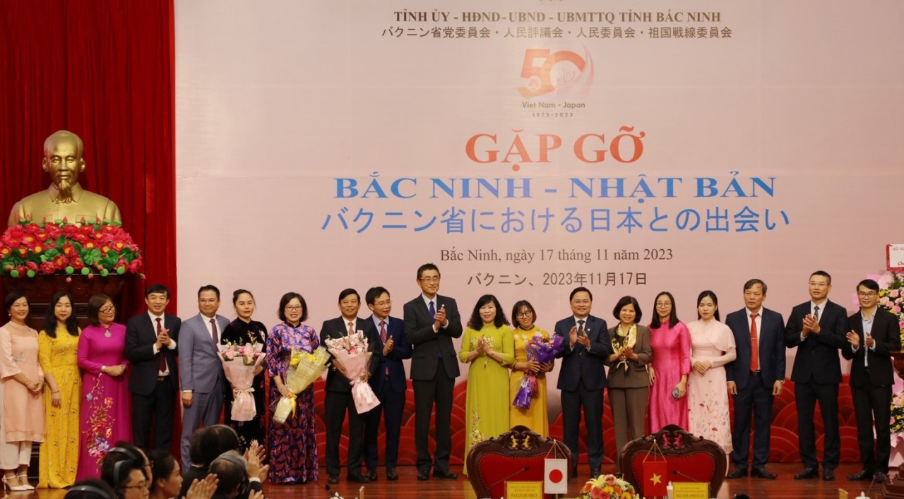 Hội Hữu nghị Việt Nam - Nhật Bản tỉnh Bắc Ninh hợp tác với Hiệp hội người Việt Nam vùng Kansai (Nhật Bản) Hội Hữu nghị Việt Nam - Nhật Bản tỉnh Bắc Ninh hợp tác với Hiệp hội người Việt Nam vùng Kansai (Nhật Bản)