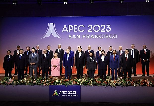 President Vo Van Thuong (second row, fourth from right) and other leaders at the APEC Economic Leaders’ Week 2023 in San Francisco (Photo: VNA) President Vo Van Thuong (second row, fourth from right) and other leaders at the APEC Economic Leaders’ Week 2023 in San Francisco (Photo: VNA)