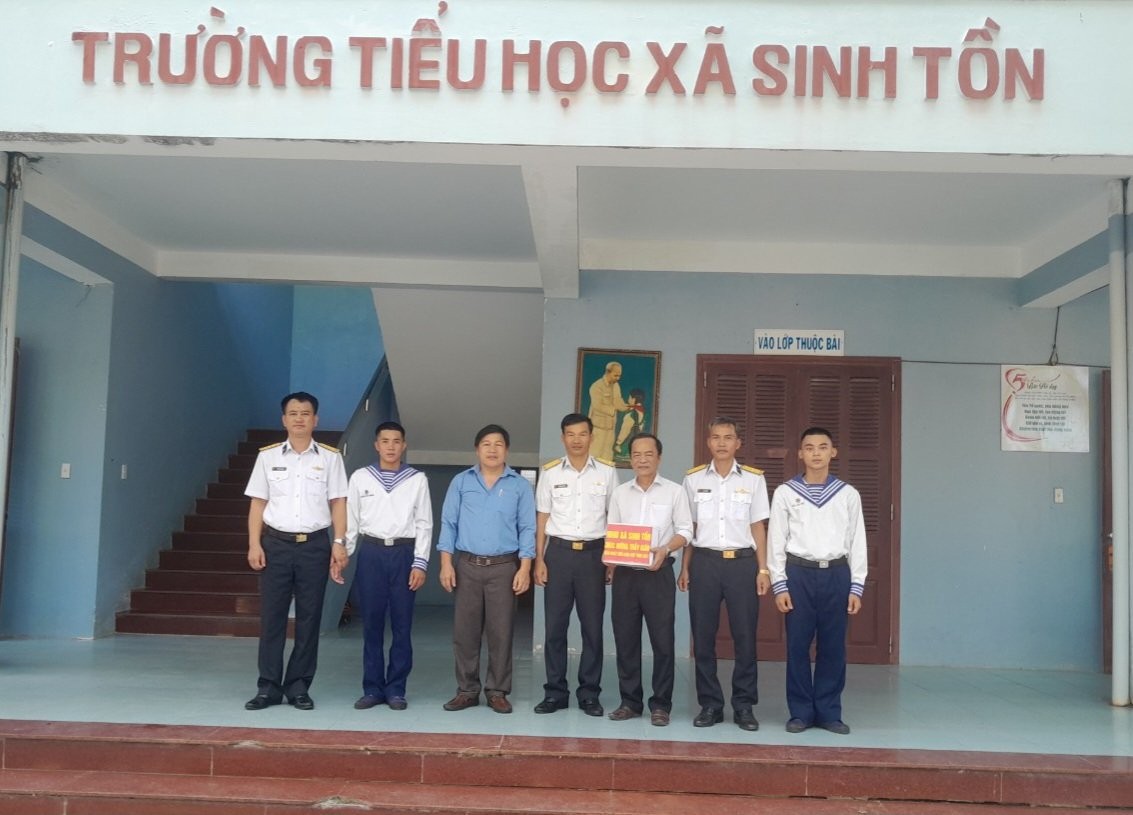 Các địa phương của huyện Trường Sa gặp mặt kỷ niệm Ngày Nhà giáo Việt Nam Các địa phương của huyện Trường Sa gặp mặt kỷ niệm Ngày Nhà giáo Việt Nam