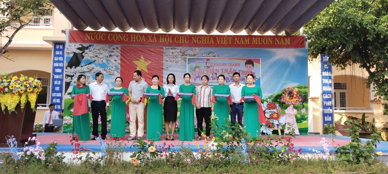 Room To Read Gifts The 10th “Friendly Library” To Hau Giang Room To Read Gifts The 10th “Friendly Library” To Hau Giang