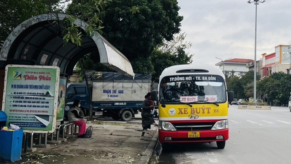 Lộ trình, lịch trình các tuyến xe buýt tại Quảng Bình mới nhất, chi tiết nhất năm 2024 Lộ trình, lịch trình các tuyến xe buýt tại Quảng Bình mới nhất, chi tiết nhất năm 2024