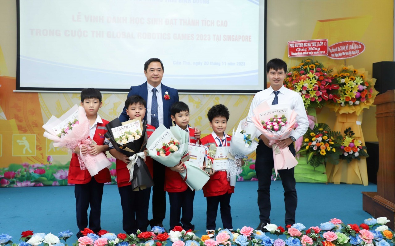 Vietnamese’s Pacific High School Students Win Global Robotics Games 2023 Vietnamese’s Pacific High School Students Win Global Robotics Games 2023