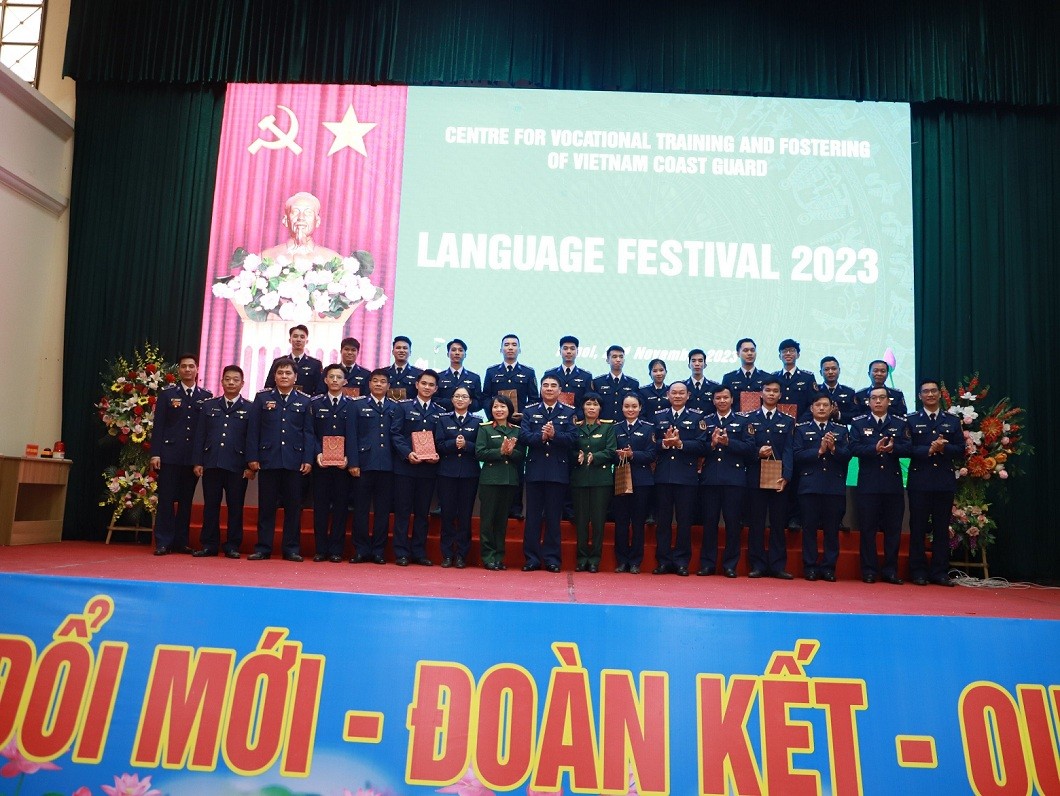 Vietnam Coast Guard Trained to Improve English Skill Vietnam Coast Guard Trained to Improve English Skill