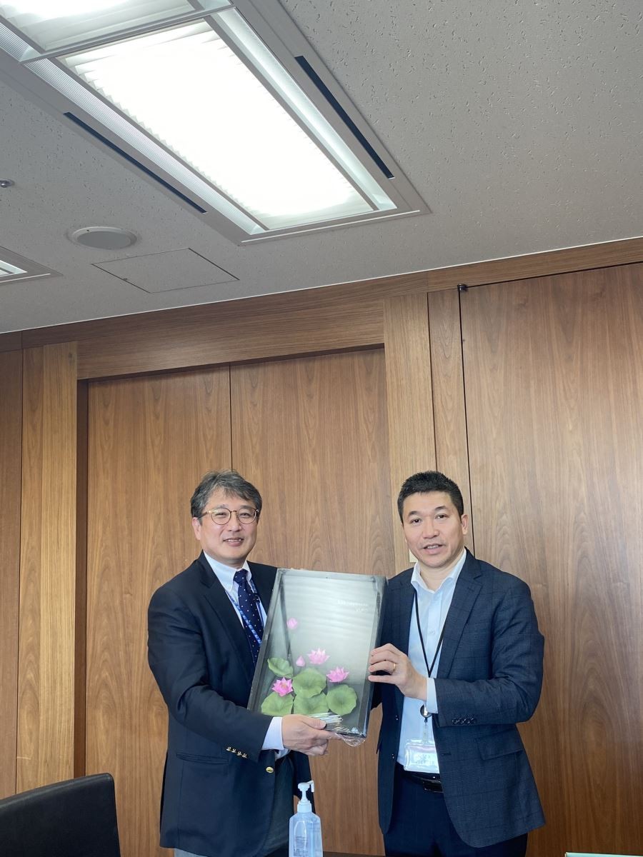 Ông Phan Anh Sơn gặp gỡ và trao đổi với ông Fukuda Shigeki, Vụ trưởng Vụ hợp tác và chiến lược của JICA Ông Phan Anh Sơn gặp gỡ và trao đổi với ông Fukuda Shigeki, Vụ trưởng Vụ hợp tác và chiến lược của JICA