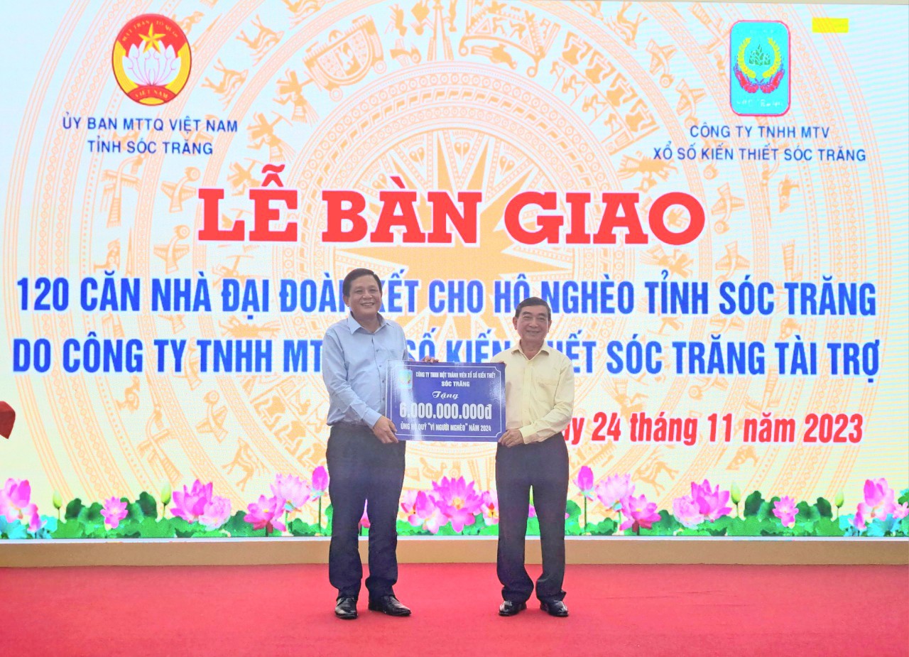 Sóc Trăng: Bàn giao 120 căn nhà đại đoàn kết cho hộ nghèo khó khăn về nhà ở Sóc Trăng: Bàn giao 120 căn nhà đại đoàn kết cho hộ nghèo khó khăn về nhà ở