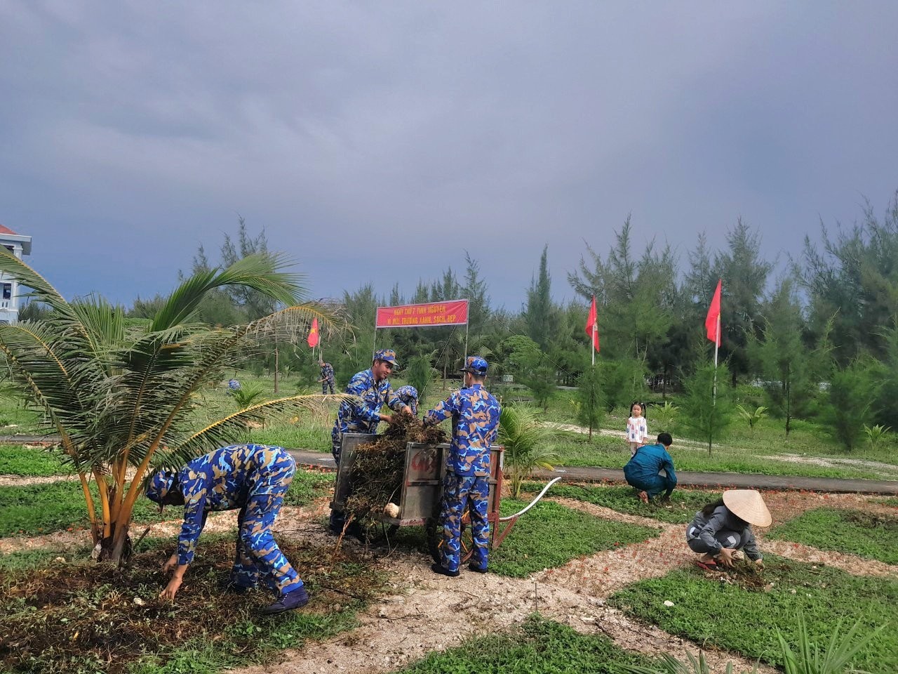 Ngày thứ Bảy tình nguyện ở Trường Sa Ngày thứ Bảy tình nguyện ở Trường Sa