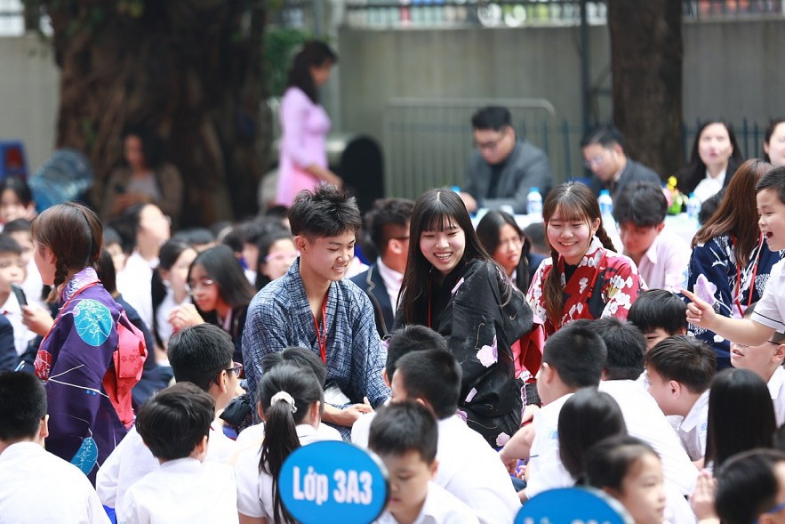 Vietnamese, Japanese Students Engage in Exchange Program