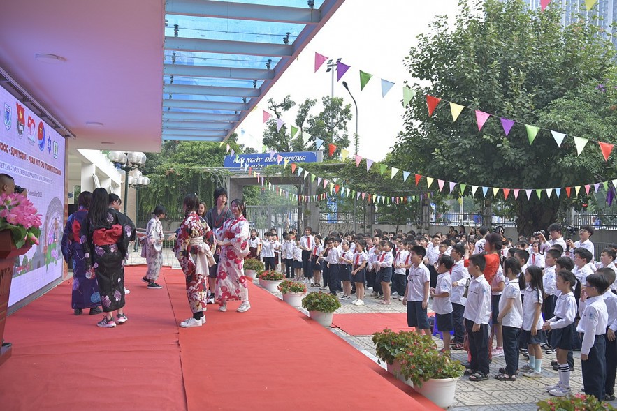Vietnamese, Japanese Students Engage in Exchange Program
