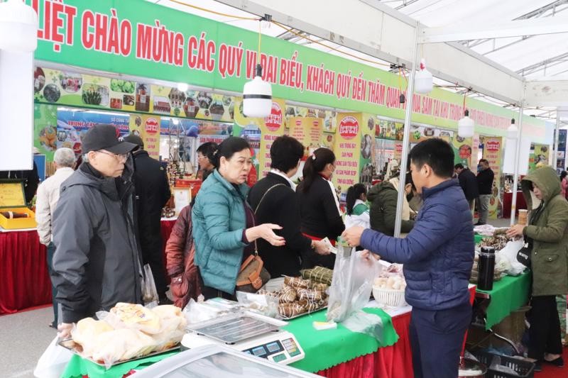 Hội chợ OCOP Quảng Ninh - Đông 2022, tổ chức tại TP Móng Cái. Hội chợ OCOP Quảng Ninh - Đông 2022, tổ chức tại TP Móng Cái.