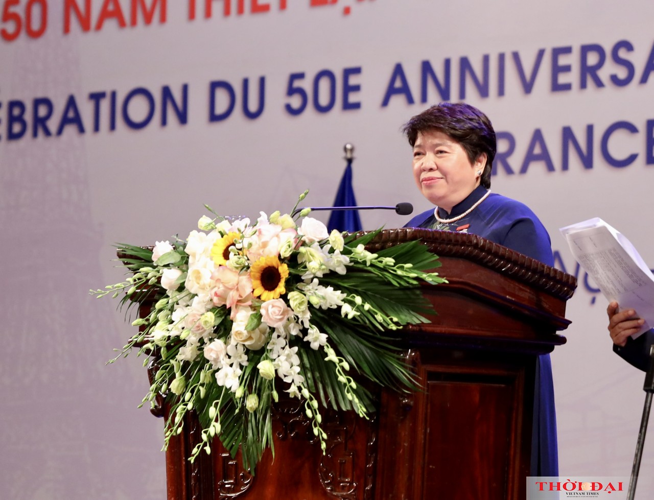bà Nguyễn Thúy Anh, Ủy viên Trung ương Đảng, Ủy viên Ủy ban Thường vụ Quốc hội, Chủ nhiệm Ủy ban Xã hội của Quốc hội, Chủ tịch Nhóm Nghị sĩ hữu nghị Việt Nam - Pháp, Chủ tịch Hội Hữu nghị và Hợp tác Việt Nam - Pháp 