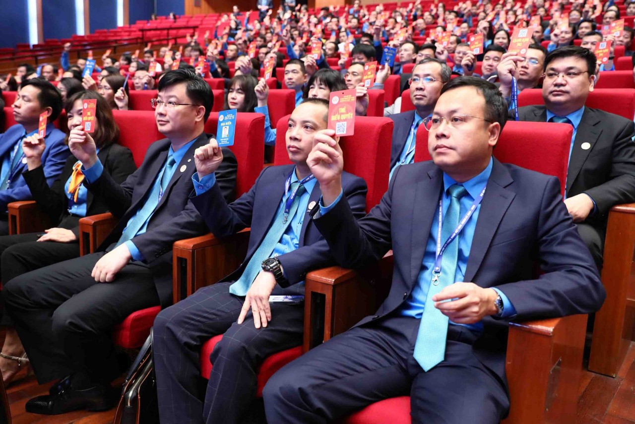 11 triệu đoàn viên đặt trọn niềm tin, kỳ vọng vào Đại hội Công đoàn Việt Nam lần thứ 13 11 triệu đoàn viên đặt trọn niềm tin, kỳ vọng vào Đại hội Công đoàn Việt Nam lần thứ 13