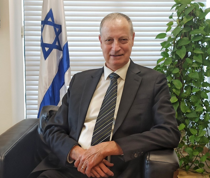 Vietnamese Community Provided with Information and Health Care Services in Israel Vietnamese Community Provided with Information and Health Care Services in Israel