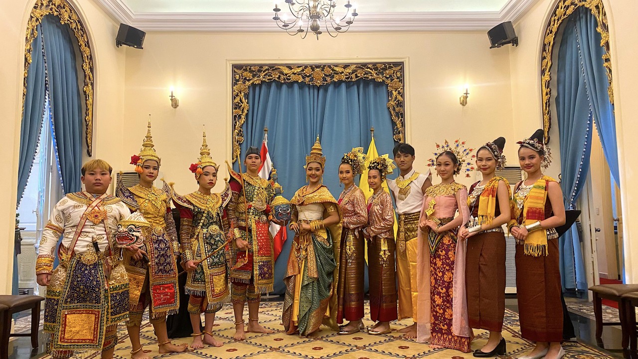 Múa mặt nạ cung đình của Thái Lan Múa mặt nạ cung đình của Thái Lan