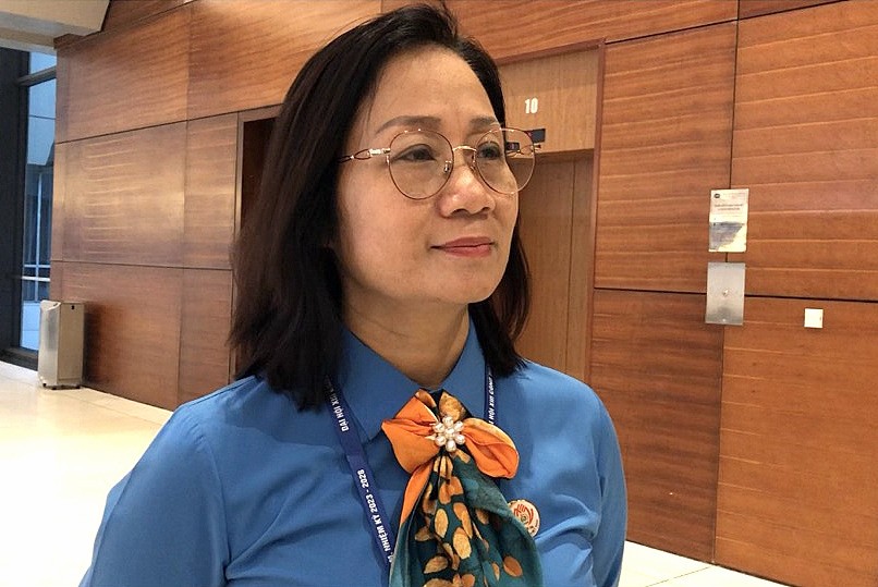 Bà Đinh Thị Thanh Hà,. Phó Chủ tịch LĐLĐ TP Đà Nẵng Bà Đinh Thị Thanh Hà,. Phó Chủ tịch LĐLĐ TP Đà Nẵng