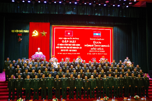 Nhiều hoạt động gặp mặt hữu nghị nhân Kỷ niệm 48 năm Quốc khánh Lào Nhiều hoạt động gặp mặt hữu nghị nhân Kỷ niệm 48 năm Quốc khánh Lào