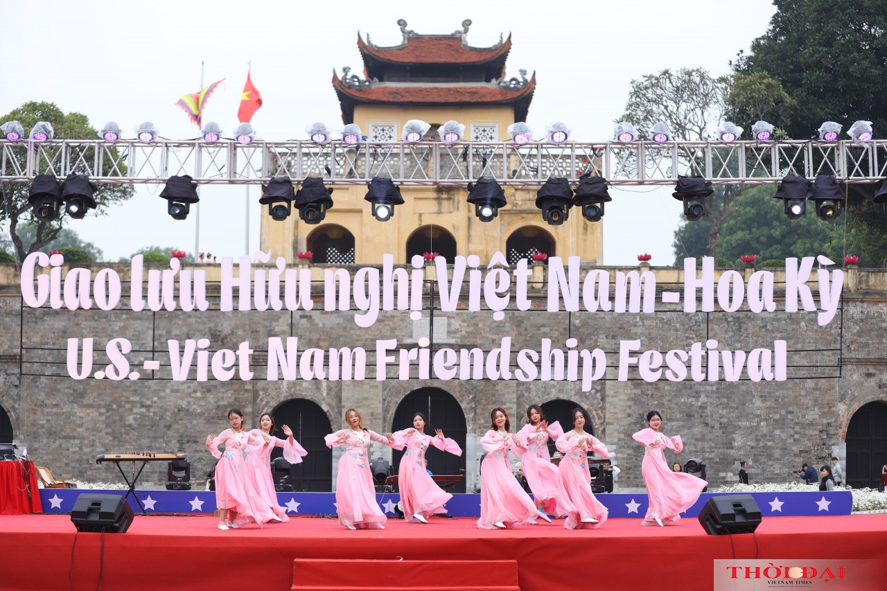 Phong phú các hoạt động Giao lưu hữu nghị Việt Nam - Hoa Kỳ Việt Nam - Hoa Kỳ giao lưu hữu nghị vì hòa bình, hợp tác và phát triển bền vững