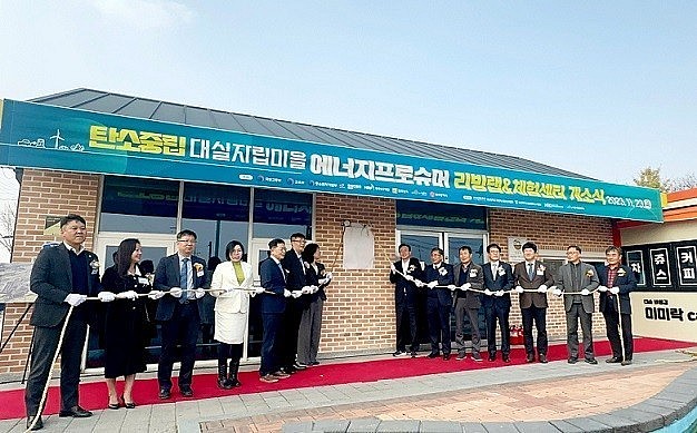Overseas Vietnamese Join Hands With the Country In Green Investment Overseas Vietnamese Join Hands With the Country In Green Investment
