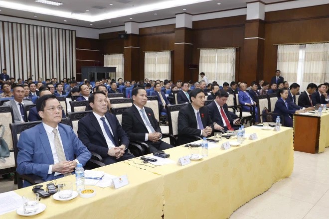 "Việt Nam-Lào cần tạo đột phá trong hợp tác kinh tế, thương mại, đầu tư"